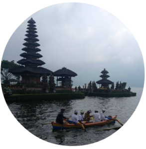 ulun-danu-tempel-round