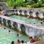 Natuurlijke warm water bron in Banjar